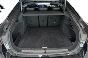 BMW i4 bild 10