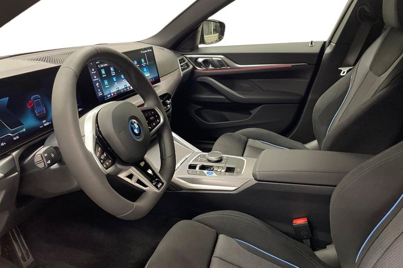 BMW i4 bild 12