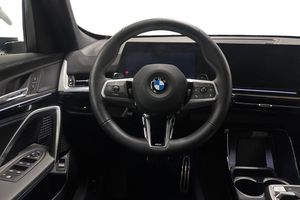 BMW X1 bild 9