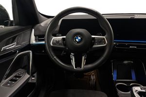 BMW X1 bild 9