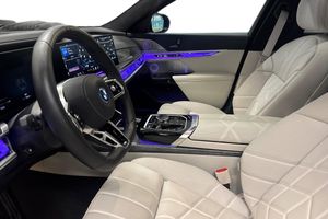 BMW i7 bild 15