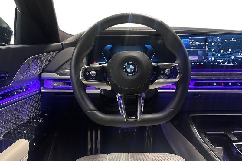 BMW i7 bild 9