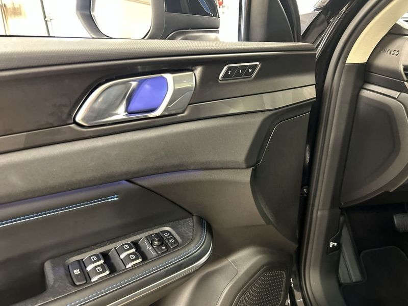 Lynk & Co 01 bild 10