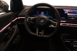BMW 530 bild 9