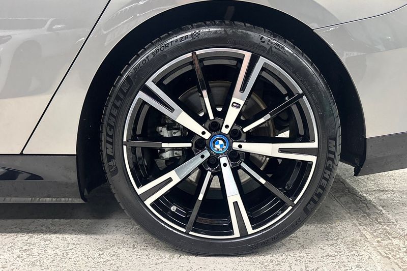 BMW 530 bild 15