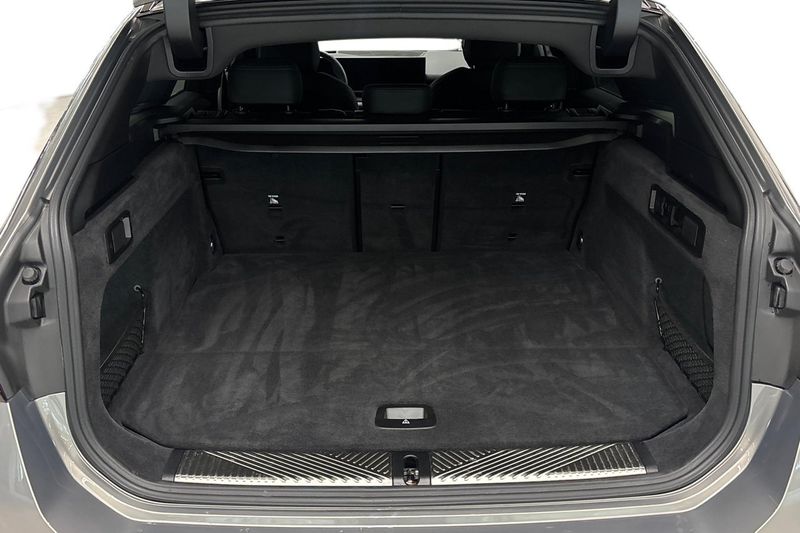 BMW 530 bild 10
