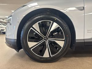 Polestar 4 bild 14