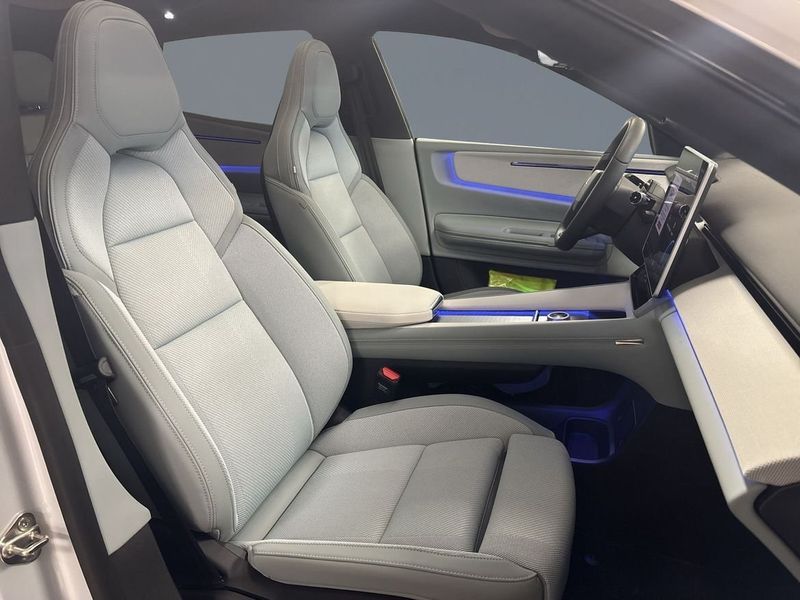 Polestar 4 bild 8