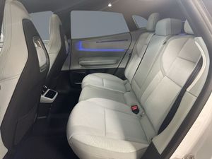 Polestar 4 bild 9