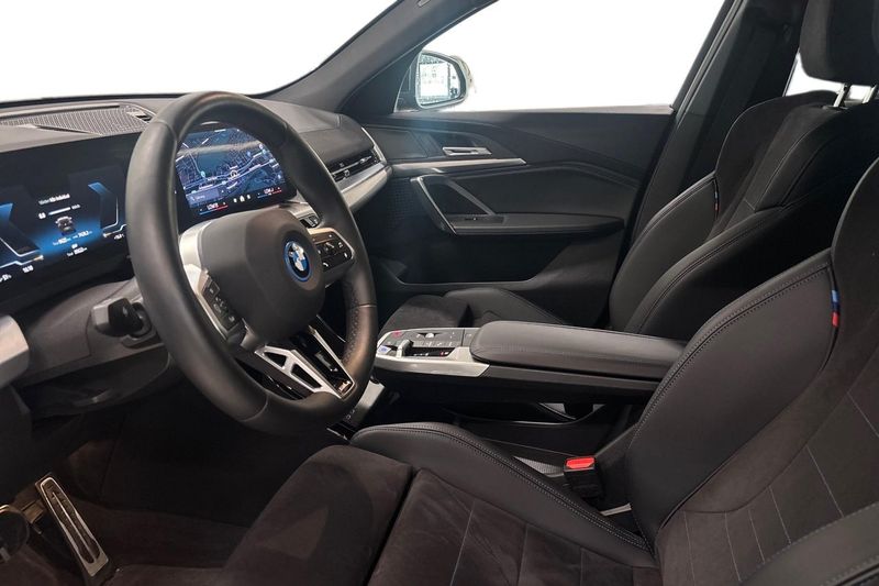 BMW iX2 bild 12