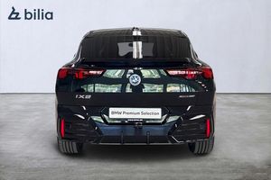BMW iX2 bild 4