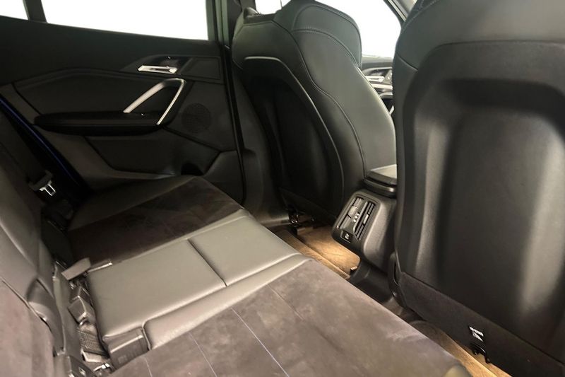 BMW iX2 bild 7