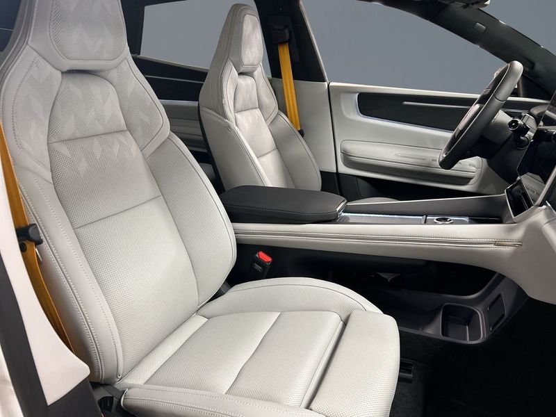 Polestar 4 bild 6