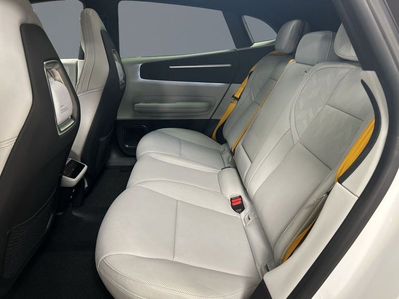 Polestar 4 bild 7