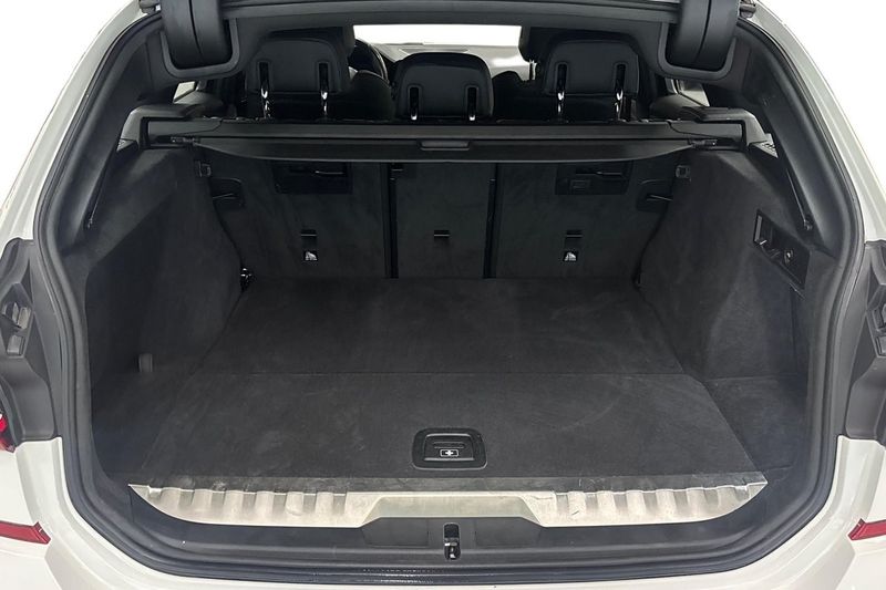 BMW 330 bild 10