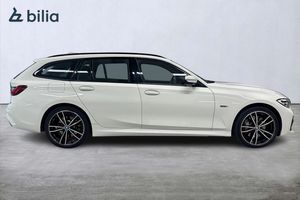 BMW 330 bild 16