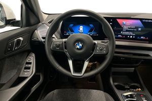 BMW 120 bild 9