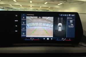 BMW 120 bild 13