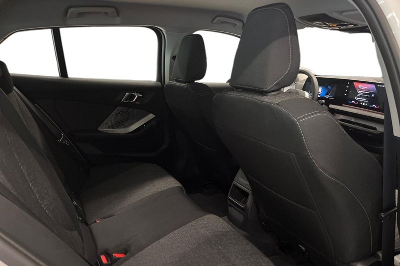 BMW 120 bild 7