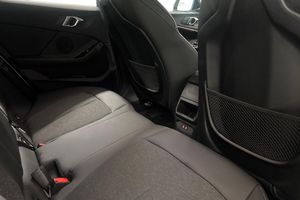 BMW 118 bild 7