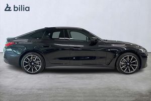 BMW i4 bild 16