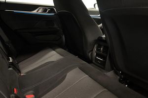 BMW i4 bild 7
