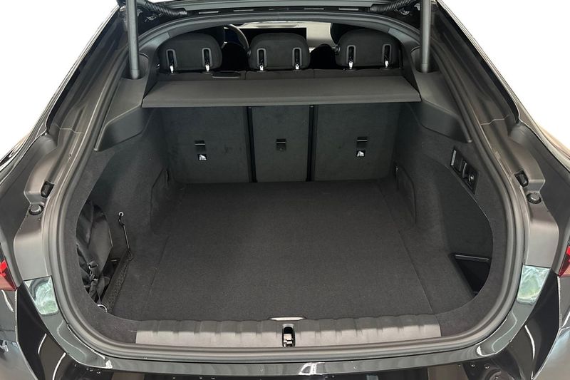 BMW i4 bild 10