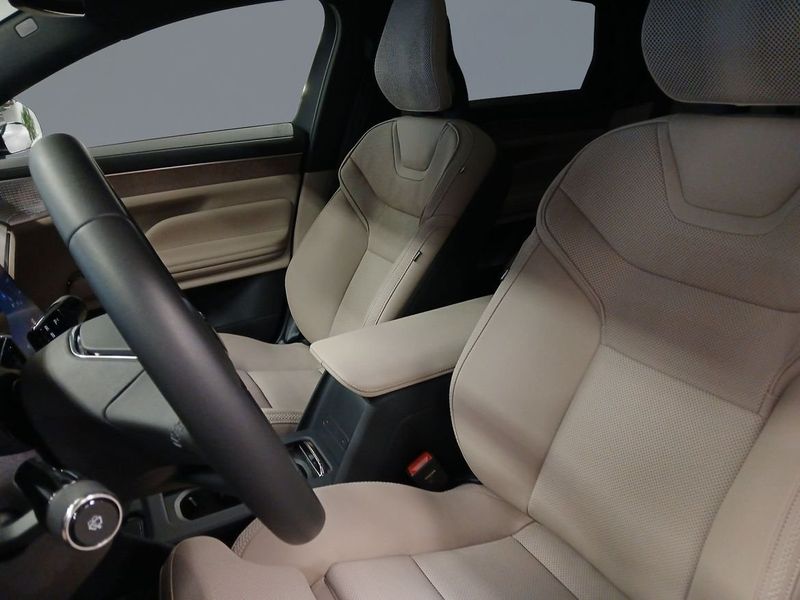 Volvo ES90 bild 7