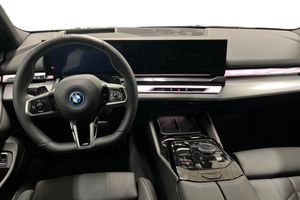 BMW 530 bild 8