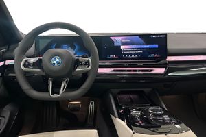 BMW 530 bild 8