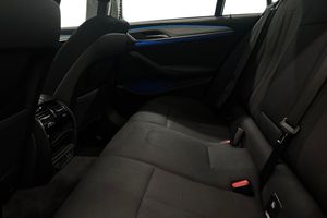 BMW 530 bild 11