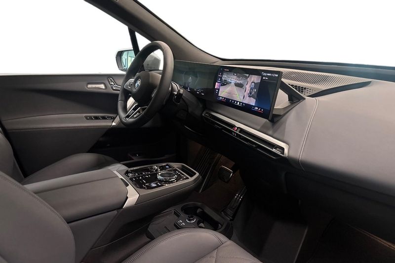 BMW iX bild 6