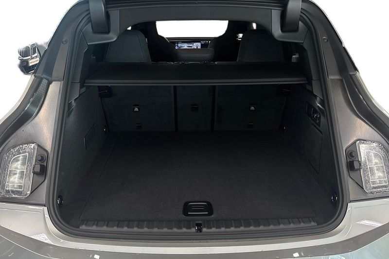 BMW iX bild 10