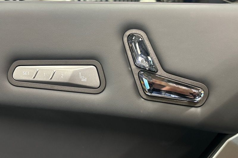 BMW iX bild 17