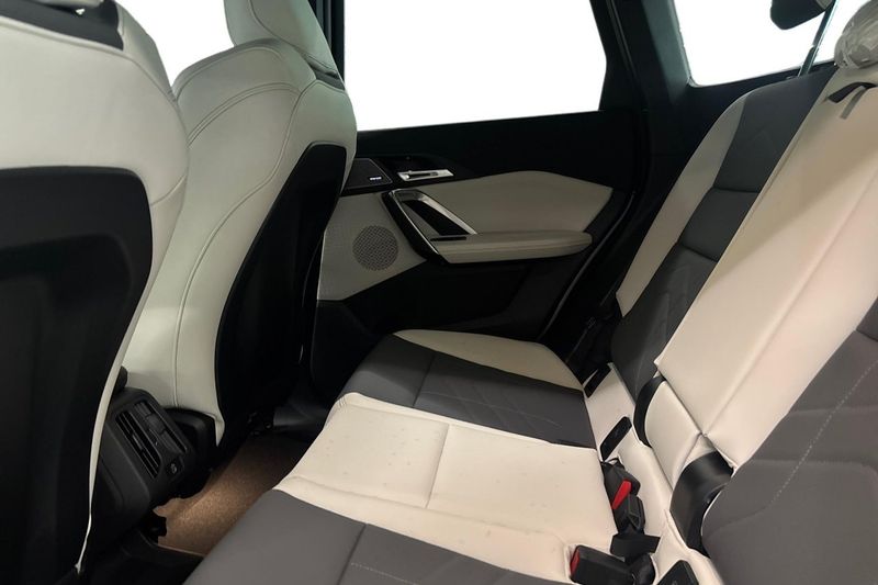 BMW X1 bild 11