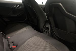 BMW 118 bild 7