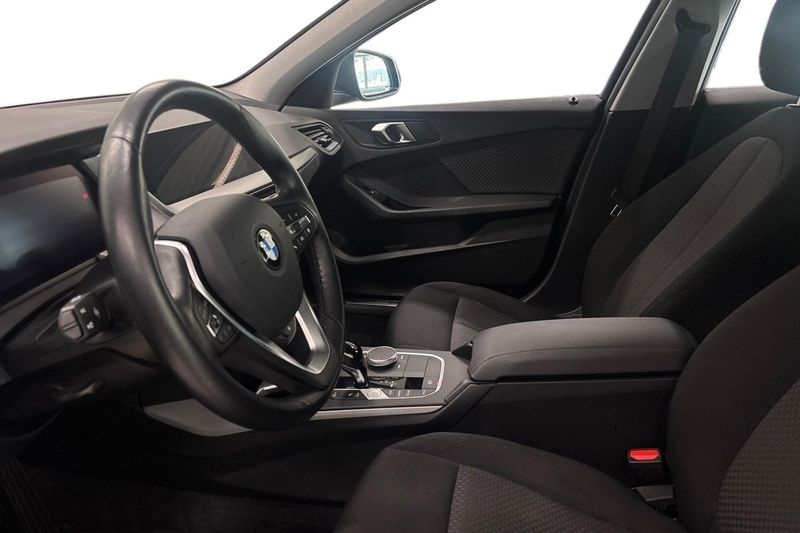 BMW 118 bild 12