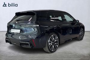 BMW iX bild 20