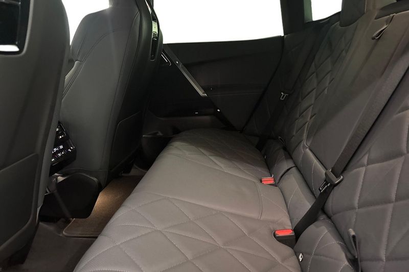 BMW iX bild 11