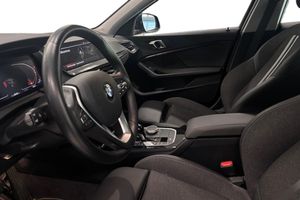 BMW 118 bild 12