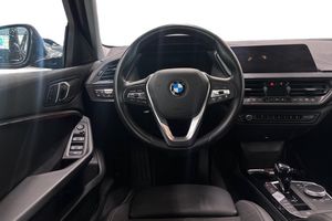 BMW 118 bild 9