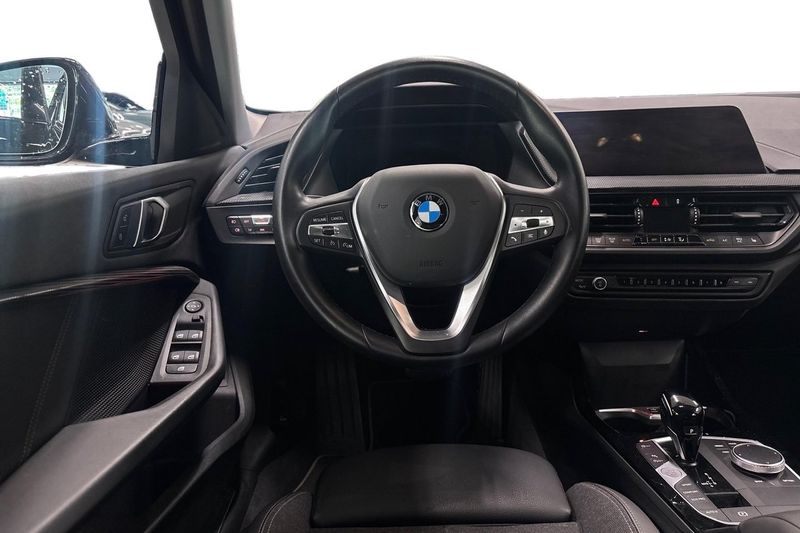 BMW 118 bild 9
