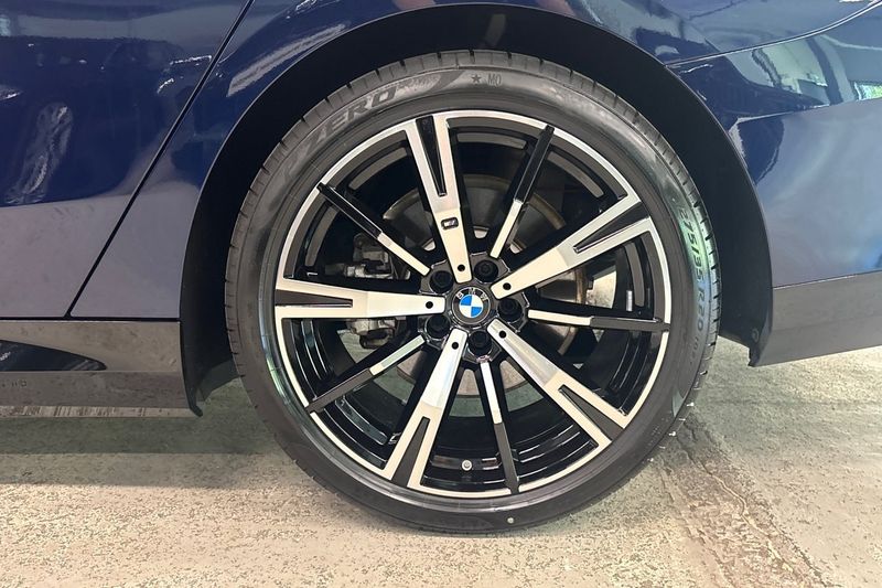 BMW 530 bild 16
