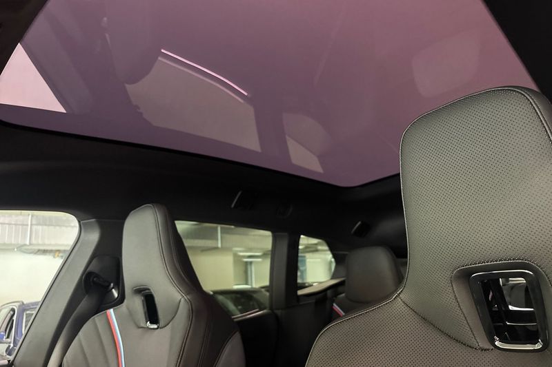 BMW iX bild 16