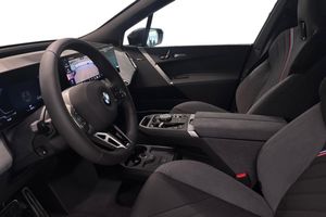 BMW iX bild 12