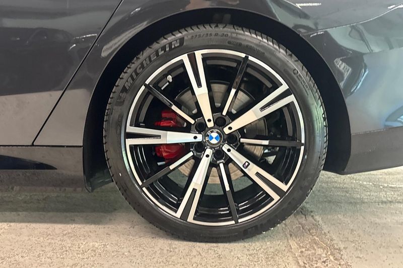 BMW i5 bild 14
