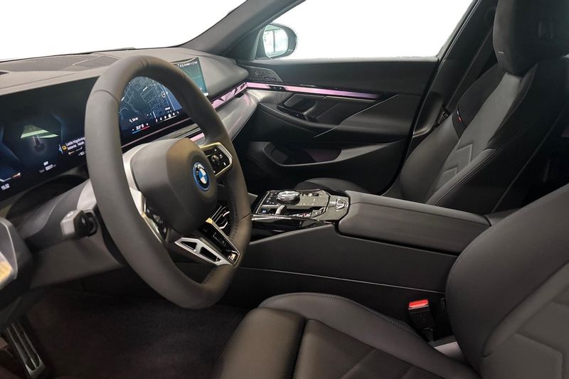 BMW i5 bild 12