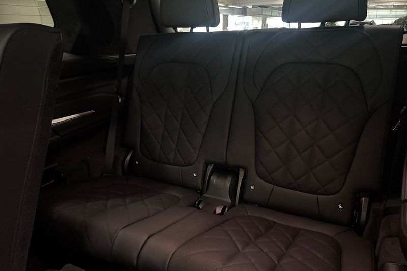 BMW X7 bild 17