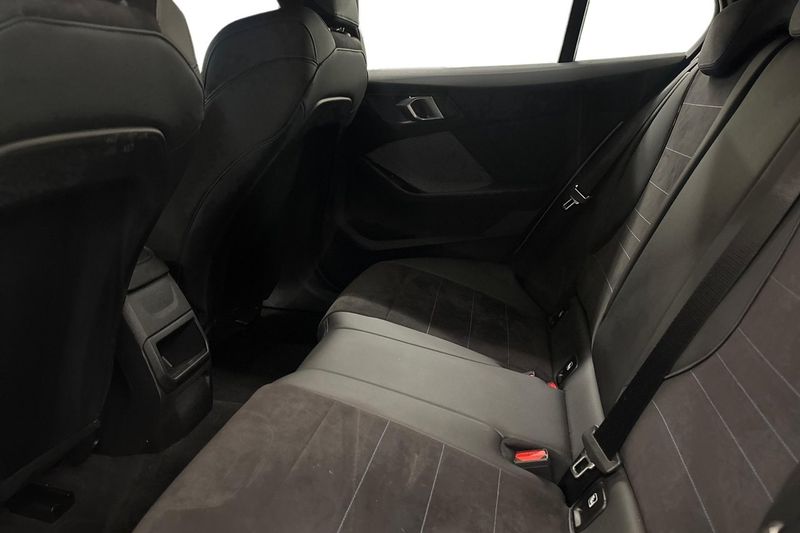 BMW 120 bild 11