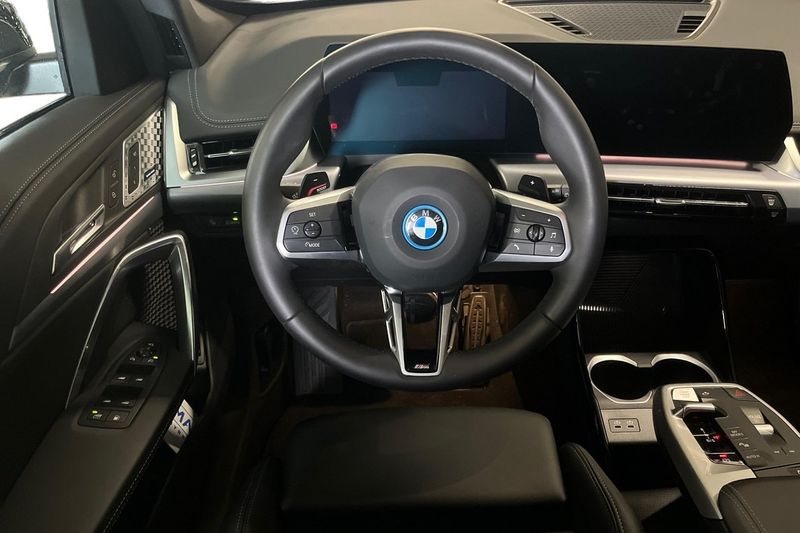 BMW X1 bild 8